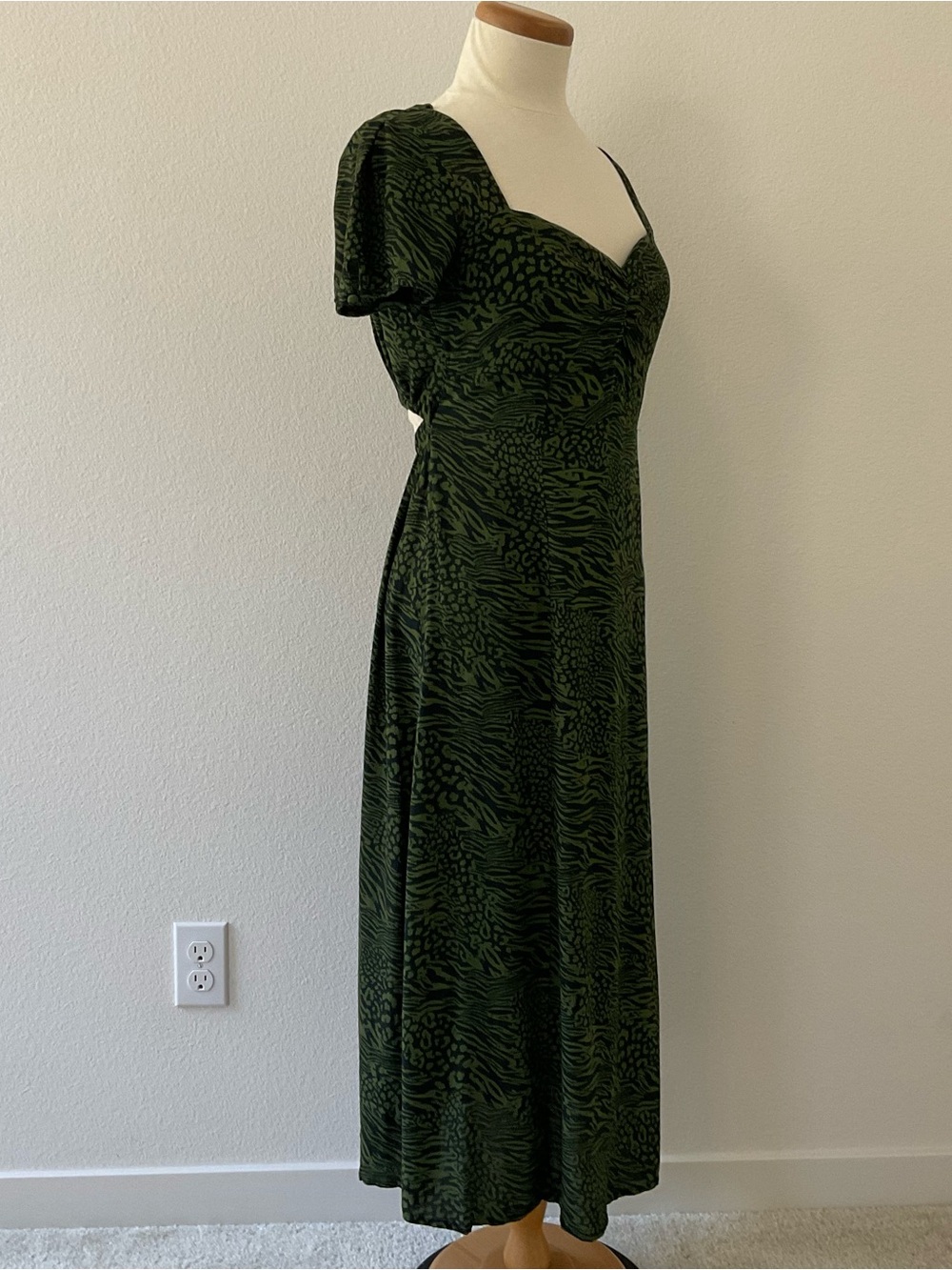RVCA Cutout Back Animal Print Midi Dress S